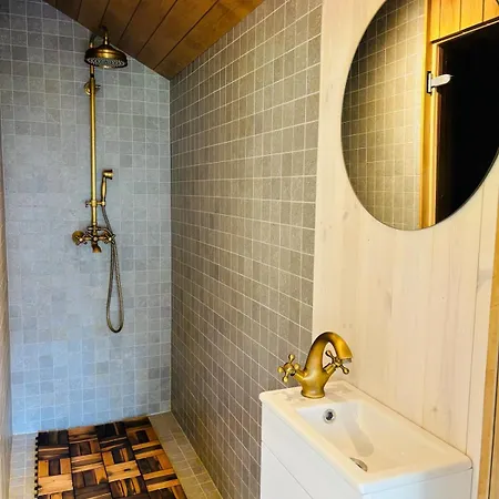 Viinapeedu Farm Home, Korgessaare, Hiiumaa بيت للعطل *