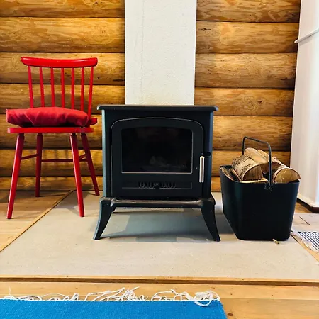 Viinapeedu Farm Home, Korgessaare, Hiiumaa Nyaraló Jõeranna